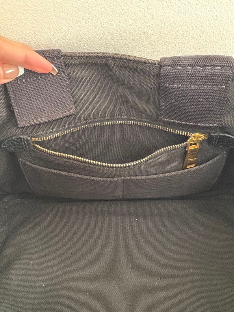 PRADA カナパ　ブラック トートバッグ