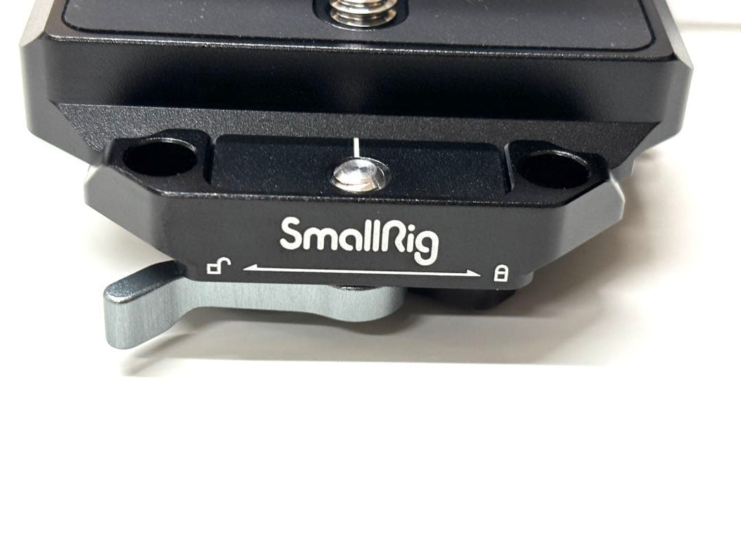 SmallRig Vマウントプレート　アルカスイス 4064B