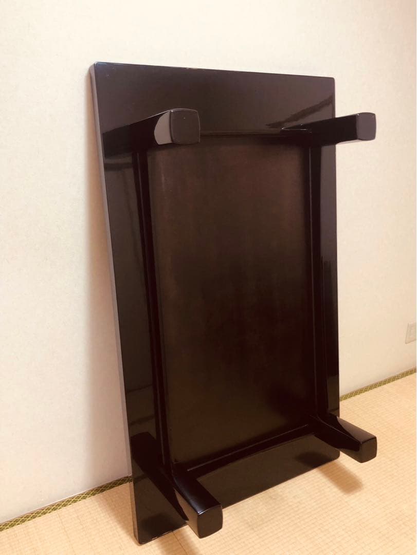 【説明文必須】輪島塗で中々出会えないの茶棚と座卓　対のセットです