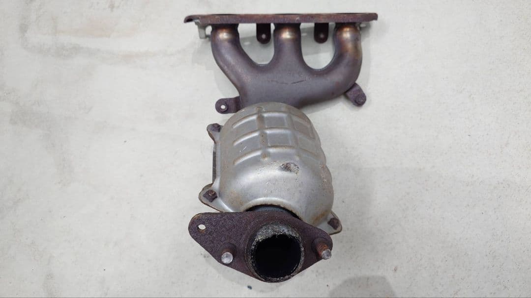 スズキ MH23S ワゴンR K6A 85G-C08 触媒 5本線 中古