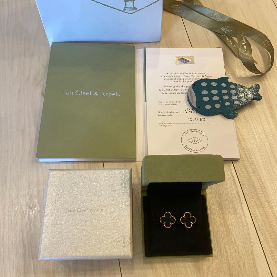 【yan】オニキス　ヴィンテージ　ピアス　ヴァンクリーフアンドアーペル