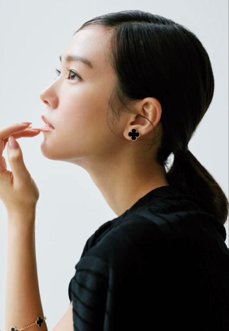 【yan】オニキス　ヴィンテージ　ピアス　ヴァンクリーフアンドアーペル