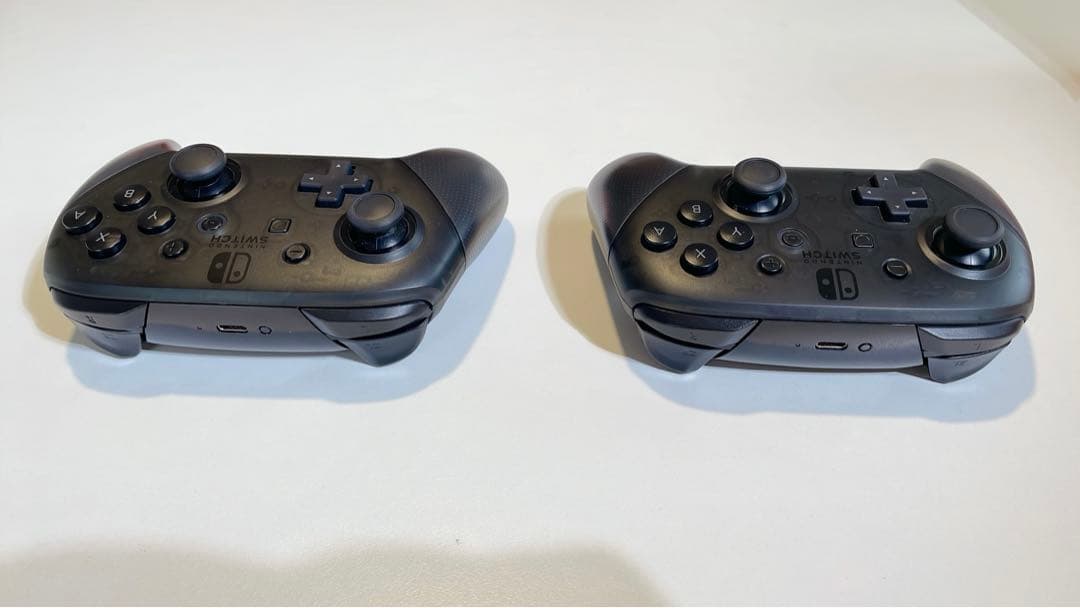 【美品】Nintendo Switch Proコントローラー　2個セット