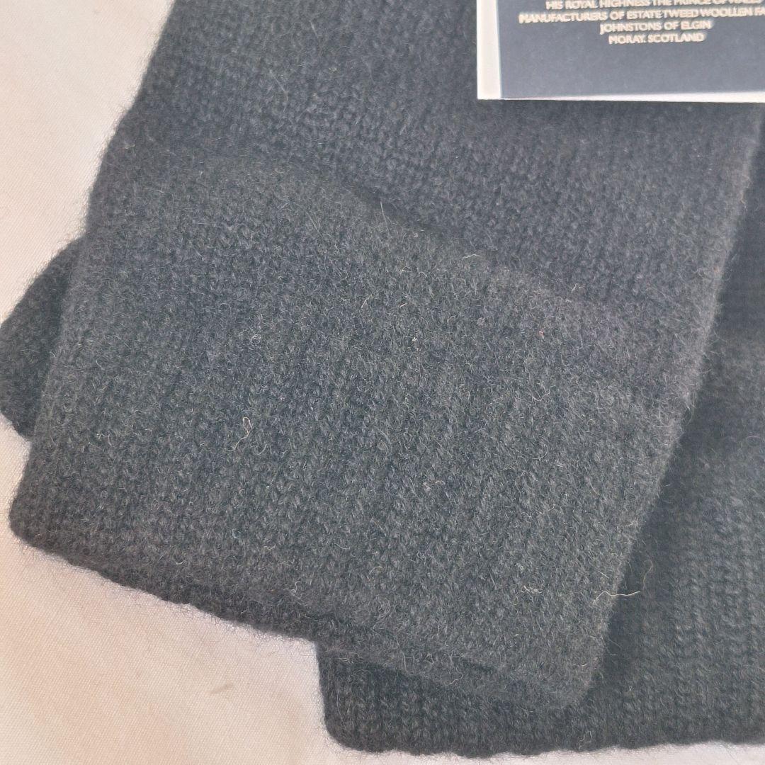 【新品未使用】Johnstons of Elgin カシミヤ・リストウォーマー