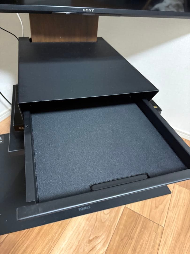 EQUALS WALL V3 ロータイプ テレビスタンド 棚板、ゲーム機棚板付き