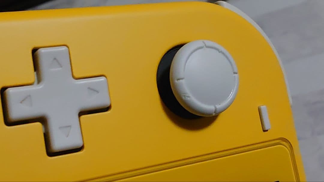Nintendo Switch Lite　ACアダプター有り　本体　ゲーム機
