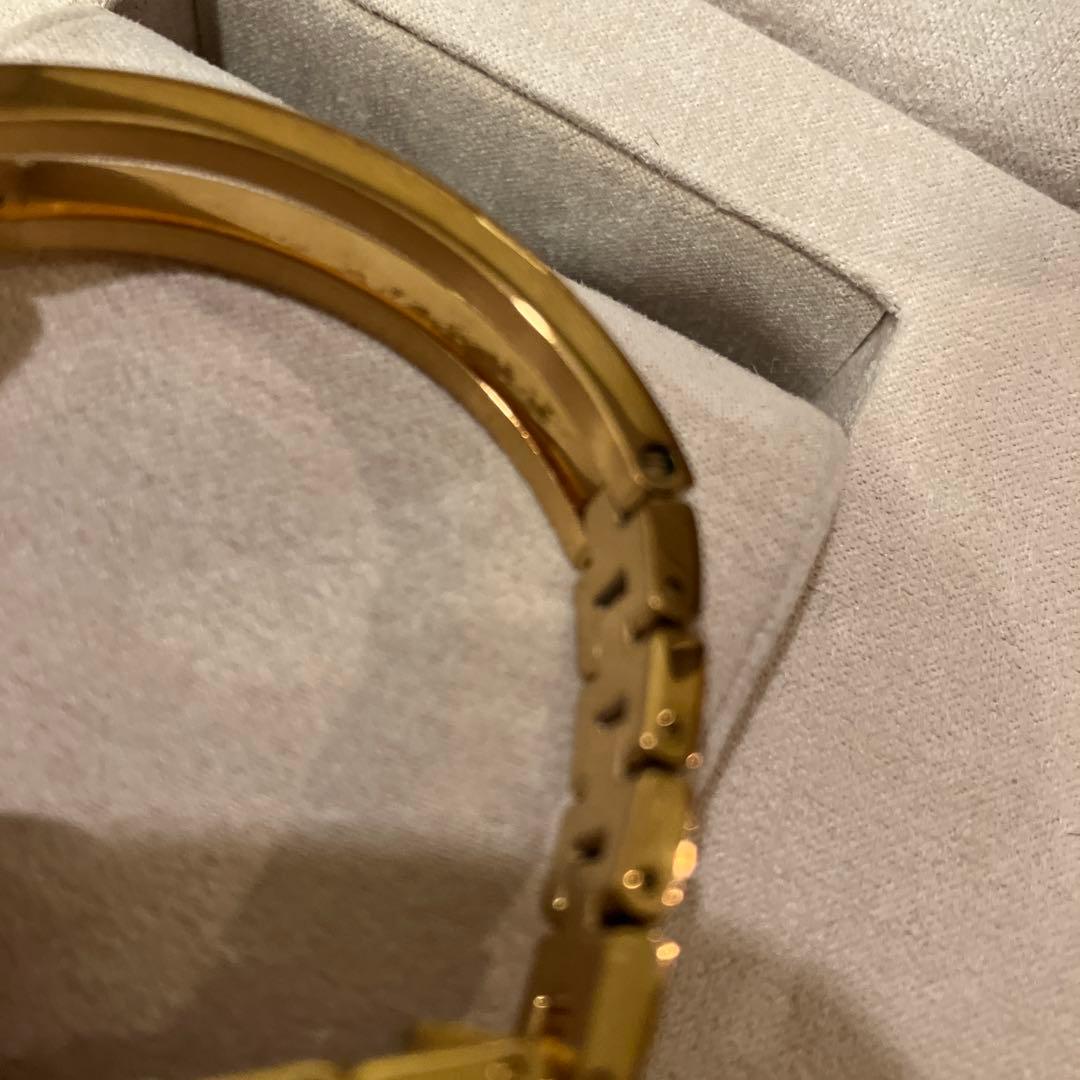 フェラガモ　レディース　腕時計