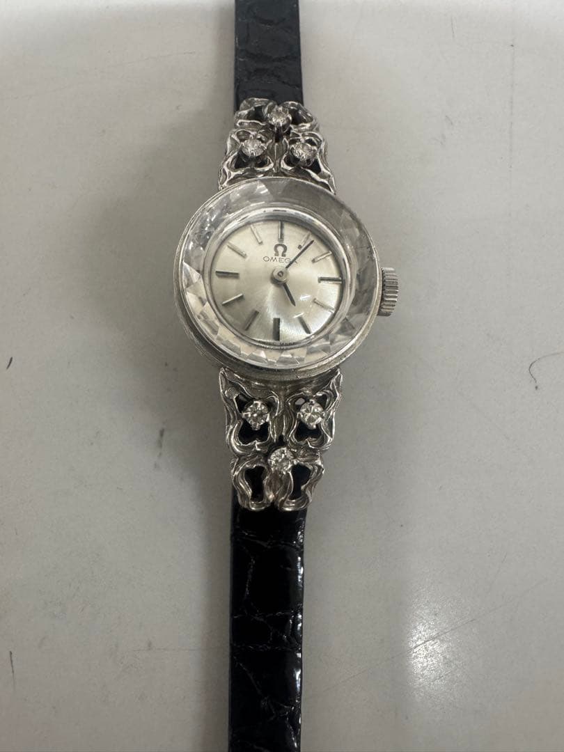 オメガ　腕時計　カットガラス　ダイヤ6p プラチナ　レディース手巻き