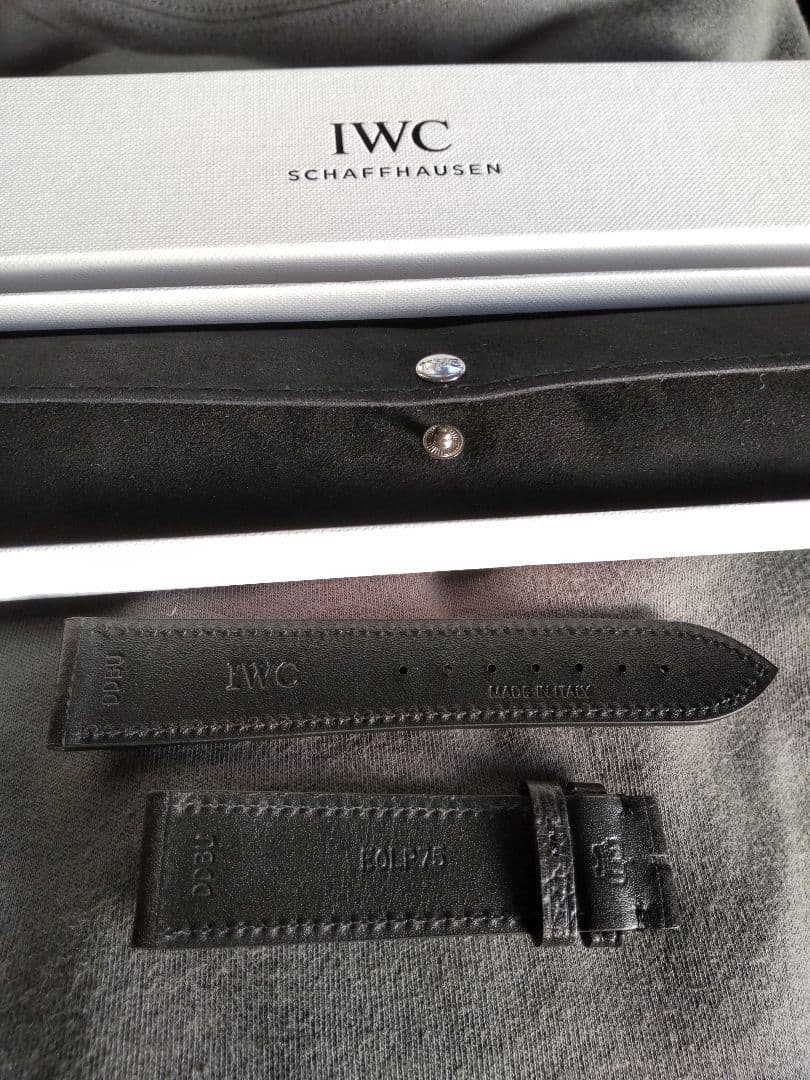 IWC レザーベルト ブラック 【未使用】