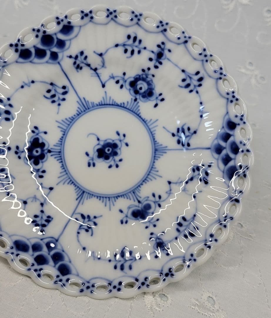 未使用✨レア✨ロイヤルコペンハーゲン ブルーフルーテッド フルレース 豆皿 小皿