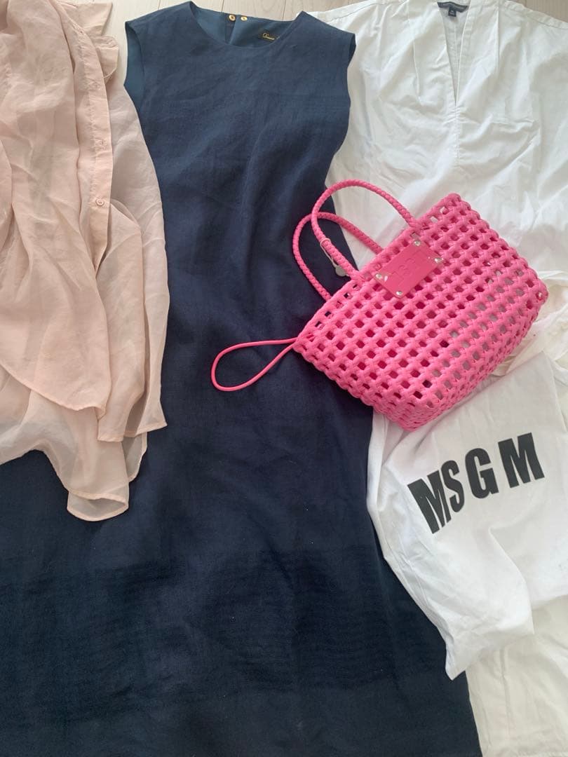 安心鑑定可能　新品　msgmバッグ　ドゥロワー