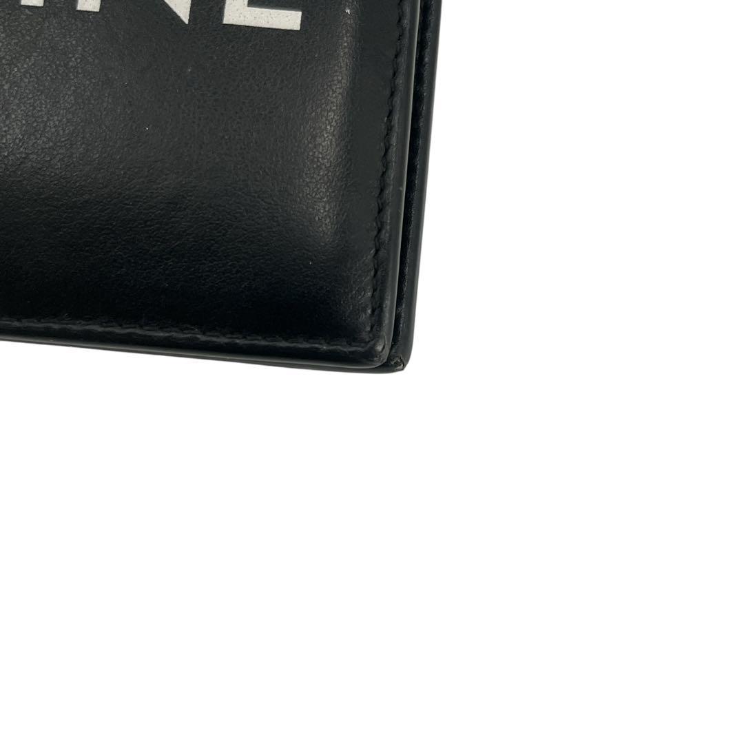 セリーヌ　バイフォールドウォレット　コンパクト財布　折り財布　カーフレザー　黒