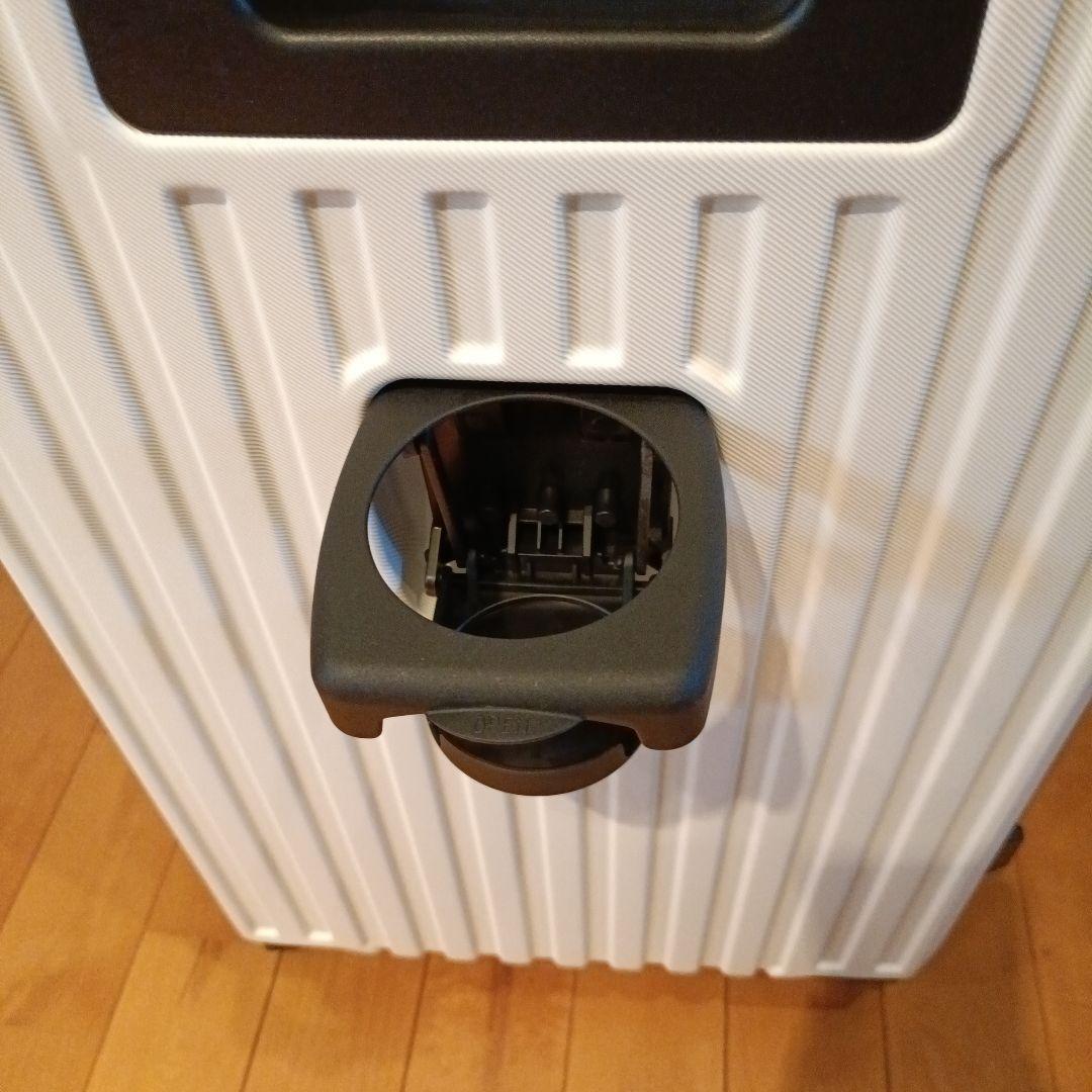 【新品未使用】スーツケース　ホワイト　キャリーケース TSAロック付き　Мサイズ