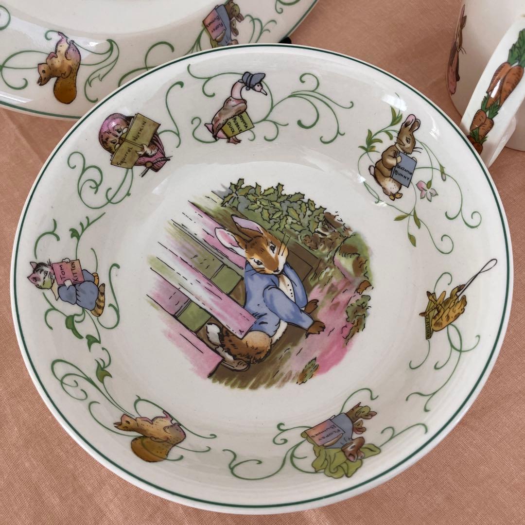 ウエッジウッド ピーターラビット　グリーンライン　マグカップ　プレート