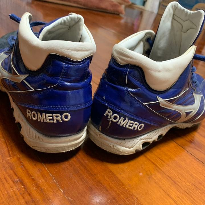 ミズノプロ　元中日ドラゴンズ　E.ロメロ　実使用スパイク