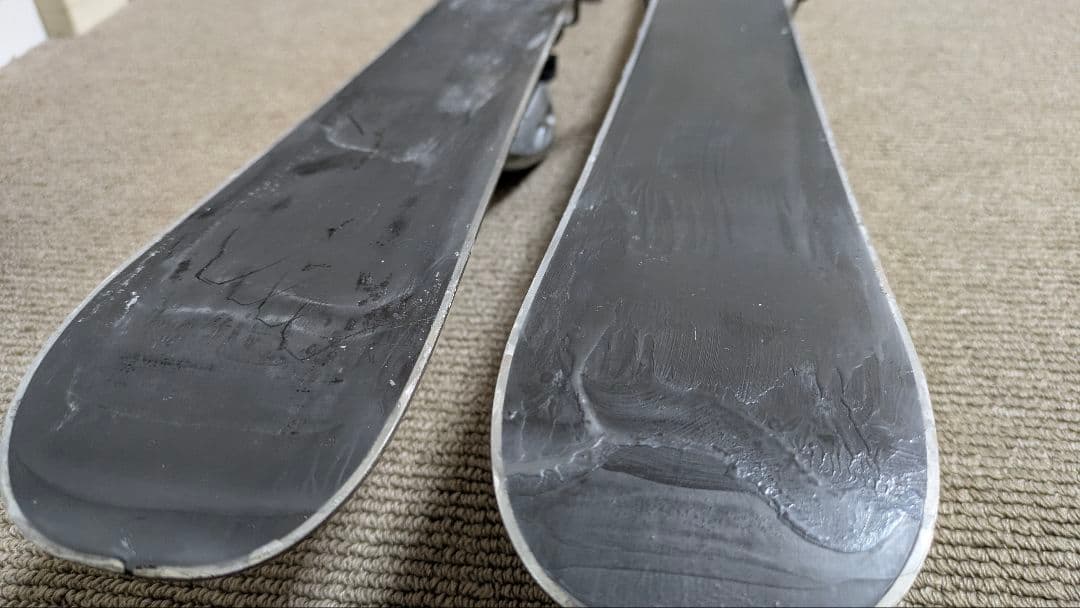 子供用スキー板110cm、ビンディング、ブーツ20cm ストック セット