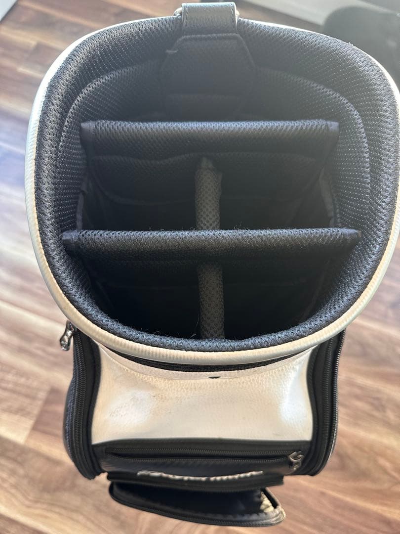 TaylorMade キャディバッグ ホワイト × ブラック