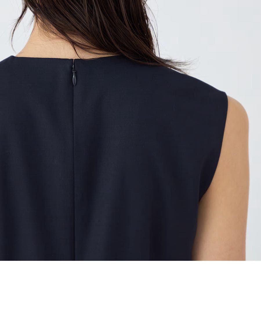 新品未使用_シャイニーシャーク タックオールインワン 36(ウール＆シルク)