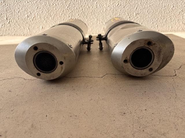 KTM　Akrapovic チタン製 スリップオンサイレンサー