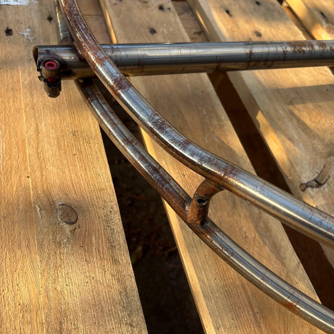 How I roll x T19 miniumピストフレーム トムソン付属