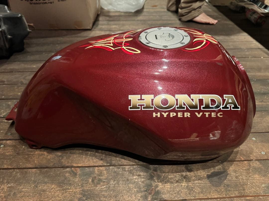 HONDA CB400sfスペック1用タンク cbx400f 値下げ効きます