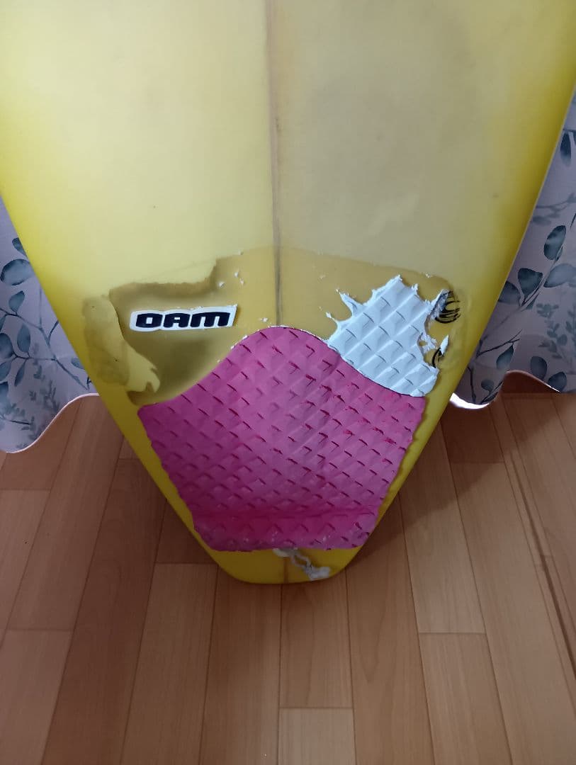 【引き取り可】サーフボード Luke Howard Shapes フィン付