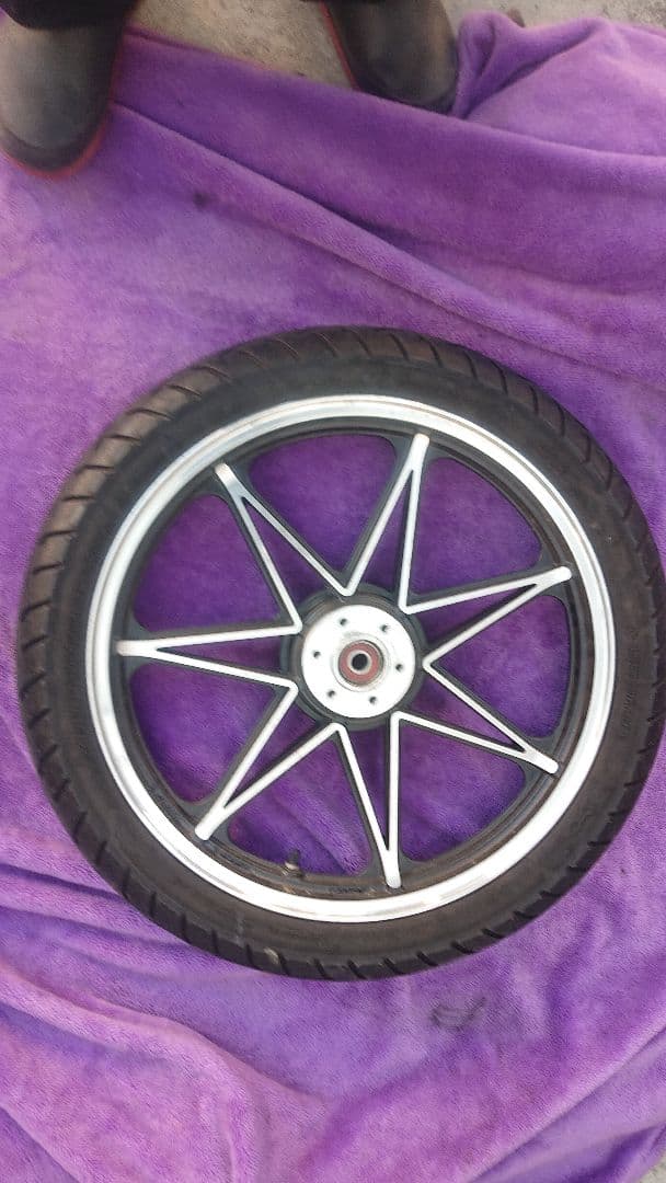 スズキ GS400 JYS製 セブンスターキャスト タイヤ付き ザリ