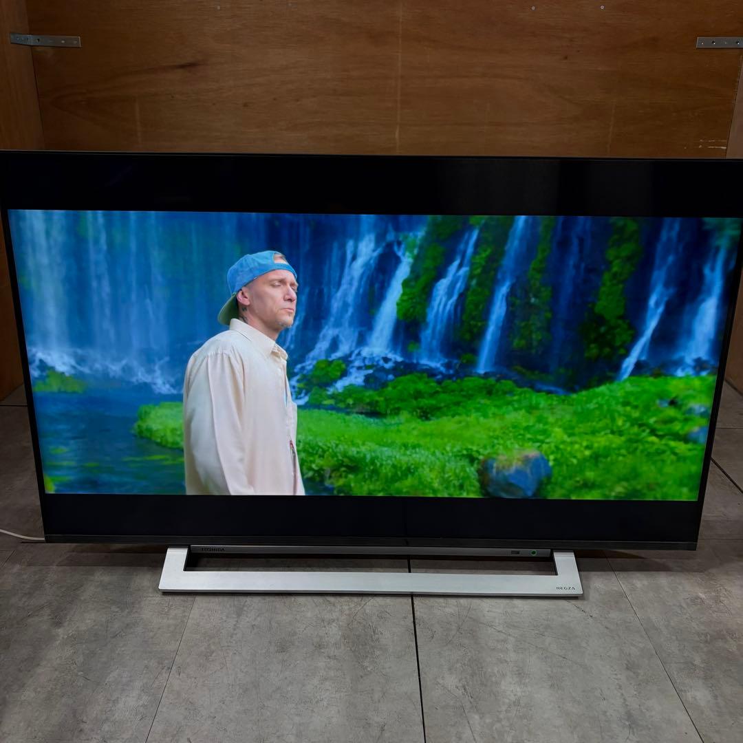 一都三県限定　配送無料　4K液晶テレビ　TOSHIBA 東芝　43インチ