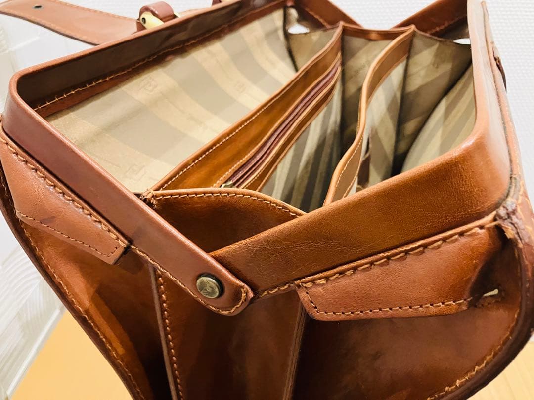 本革　ダレスバッグ ブラウン　イタリア製