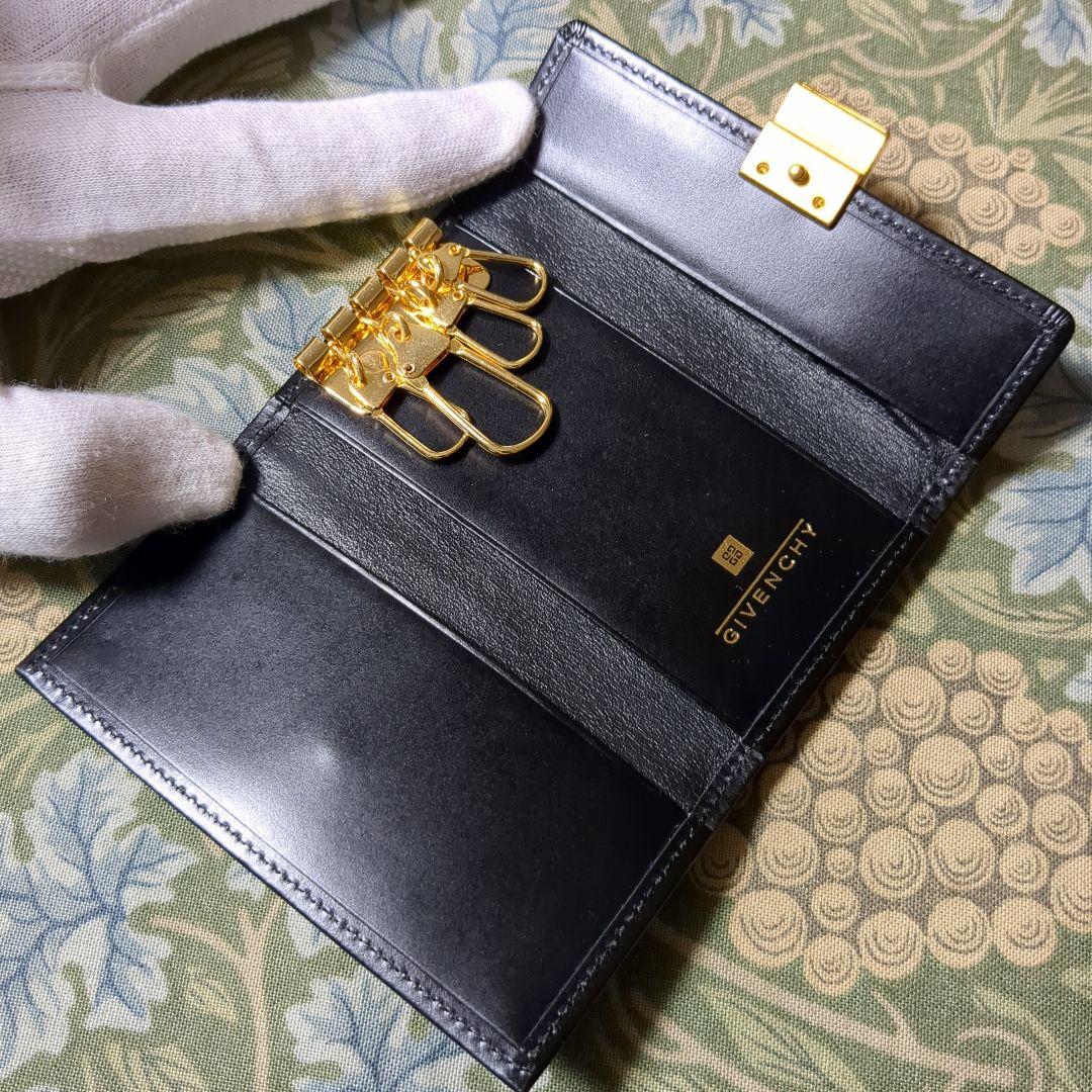 未使用 GIVENCHY ジバンシィ ロゴフラップ キーケース キーケース
