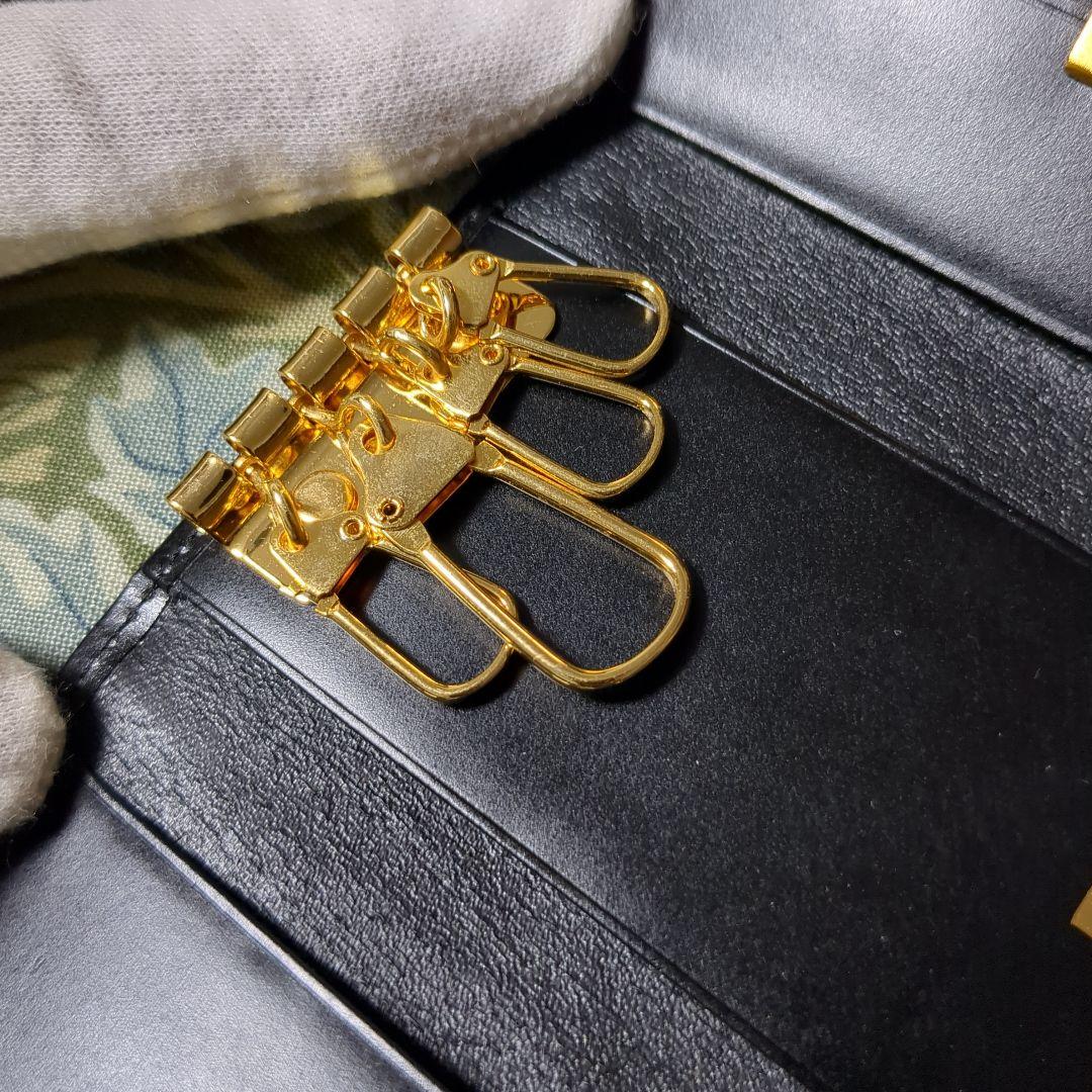 未使用 GIVENCHY ジバンシィ ロゴフラップ キーケース キーケース