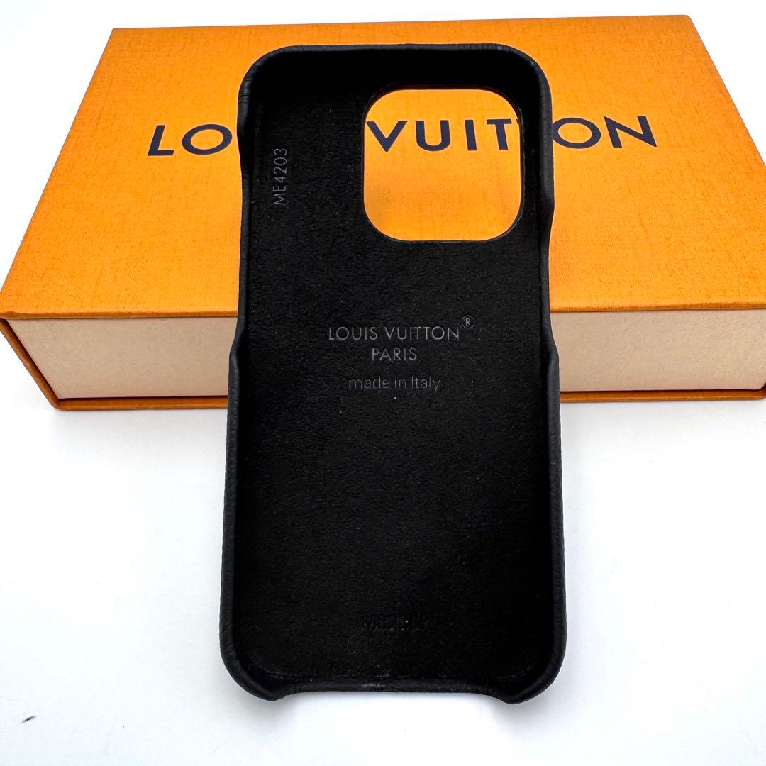 未使用品✨　ルイヴィトン　モノグラム　リバース　iPhone15pro バンパー