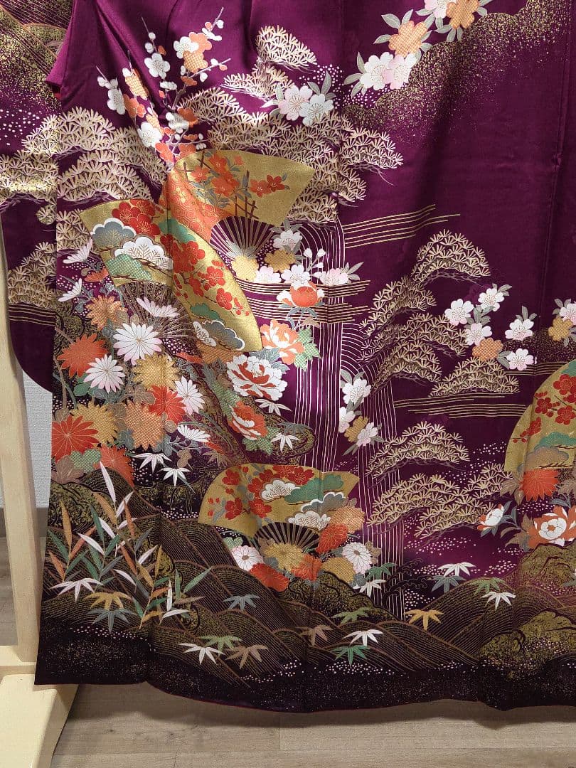 B5◆着物くつろぎ 扇面花模様 金彩 金駒刺繍 袷 正絹 成人式 振袖 着物