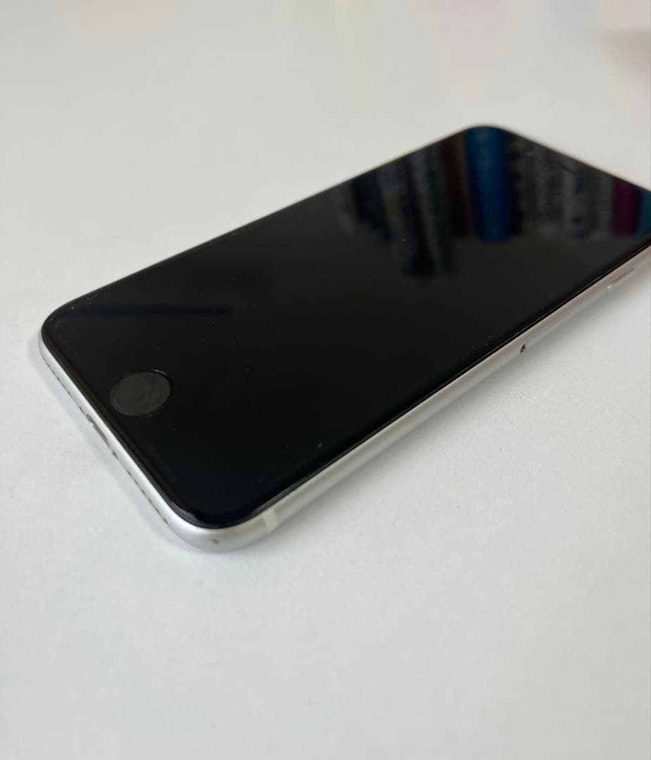 Apple iPhone SE ホワイト 256GB SIMフリー ※ジャンク品