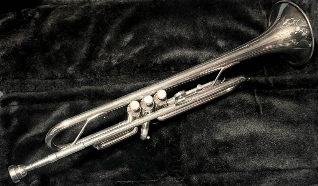 ヤマハ トランペット YTR-2320S シルバーラッカー ケース ミュート付