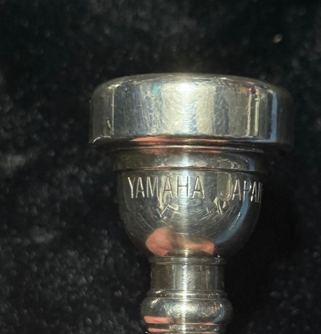 ヤマハ トランペット YTR-2320S シルバーラッカー ケース ミュート付