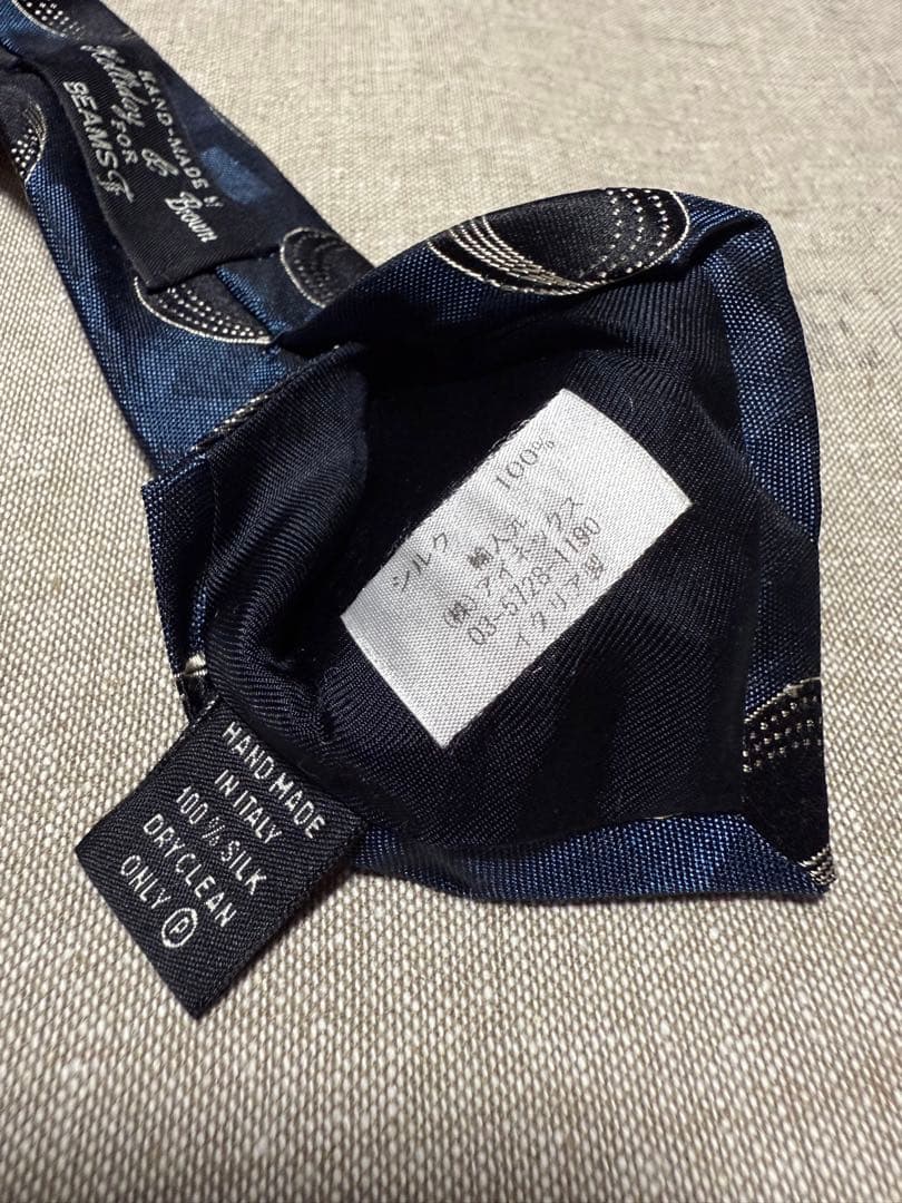 Holliday & Brown／BEAMS F別注／サークル／ジャガードタイ