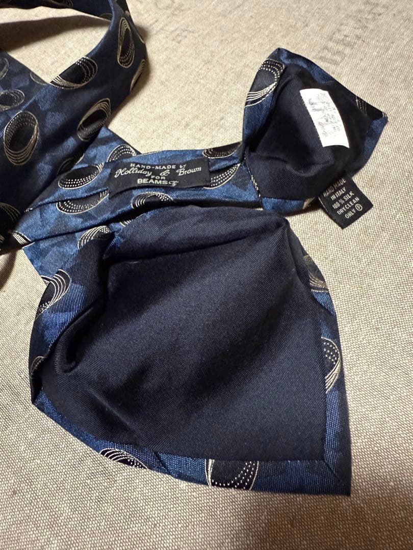Holliday & Brown／BEAMS F別注／サークル／ジャガードタイ