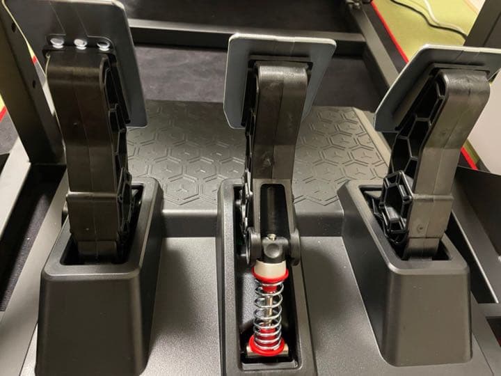 Thrustmaster T248 スラストマスター　レーシングコントローラー