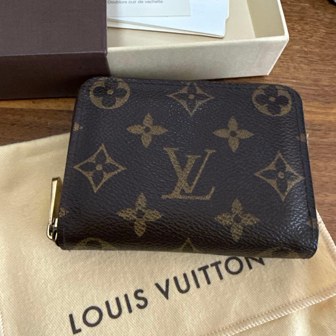 【超美品】ルイヴィトン モノグラム ジッピーパース M60067