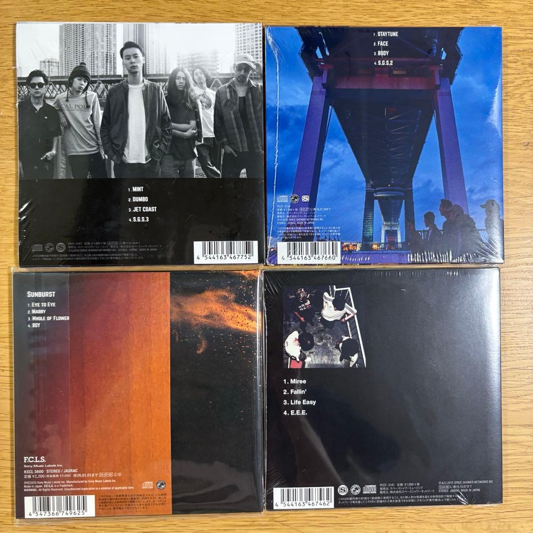 サチモス　CD8枚　新品未開封　ポスター•ケース•ステッカー付き