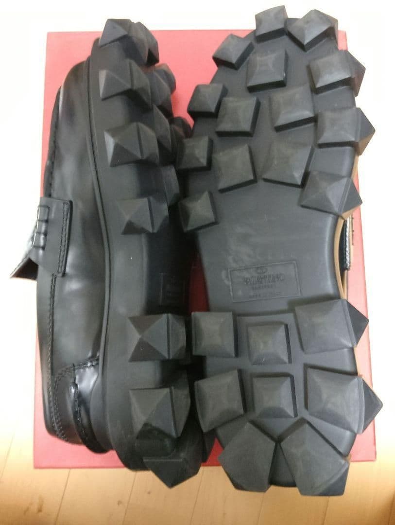 美品　最終価格VALENTINO GARAVANI ヴァレンティノスタッズ