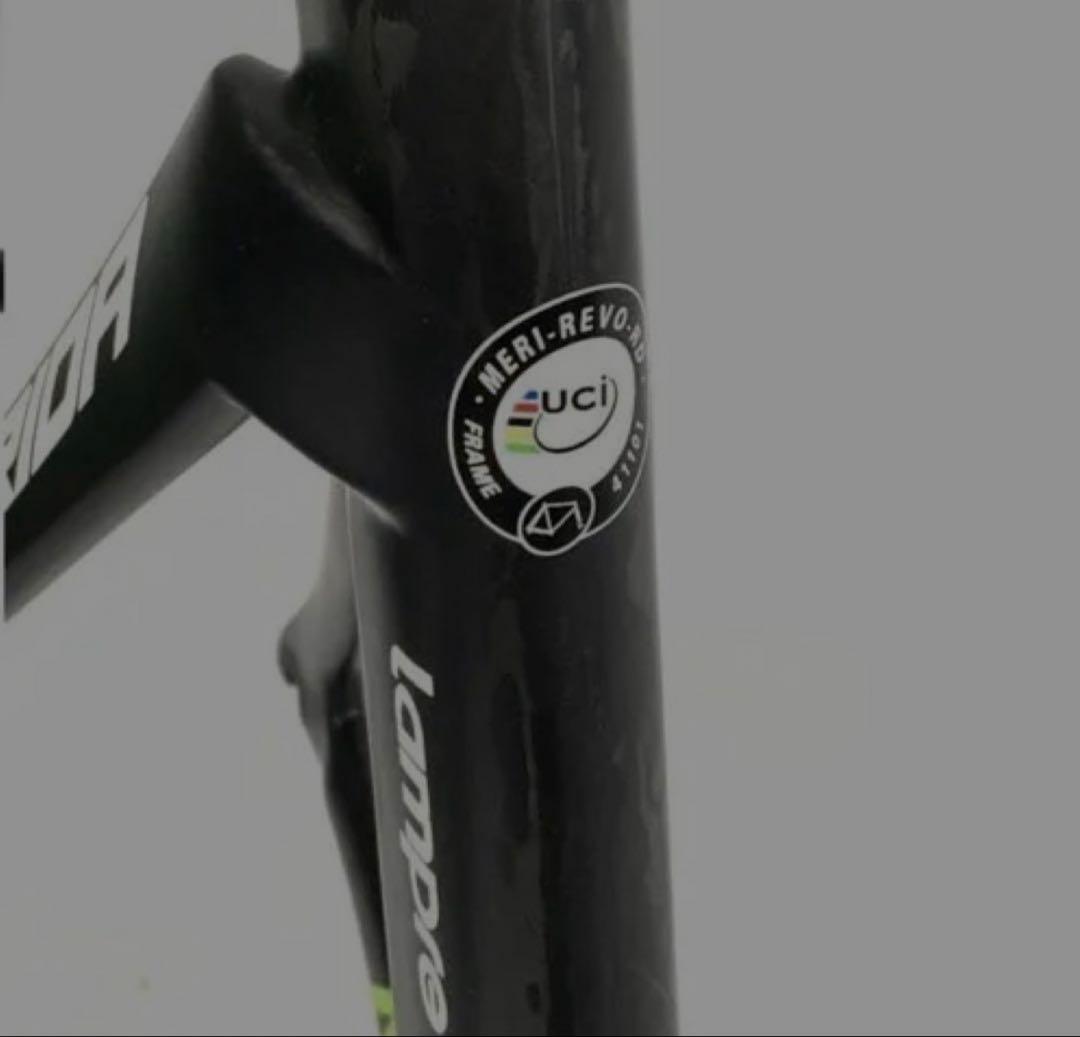 メリダ　リアクト　チーム　カーボンフレーム