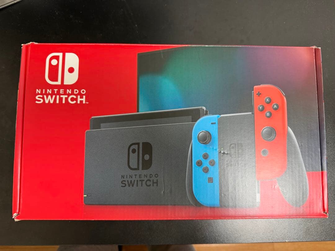 Nintendo Switch 本体 青と赤のJoy-Con