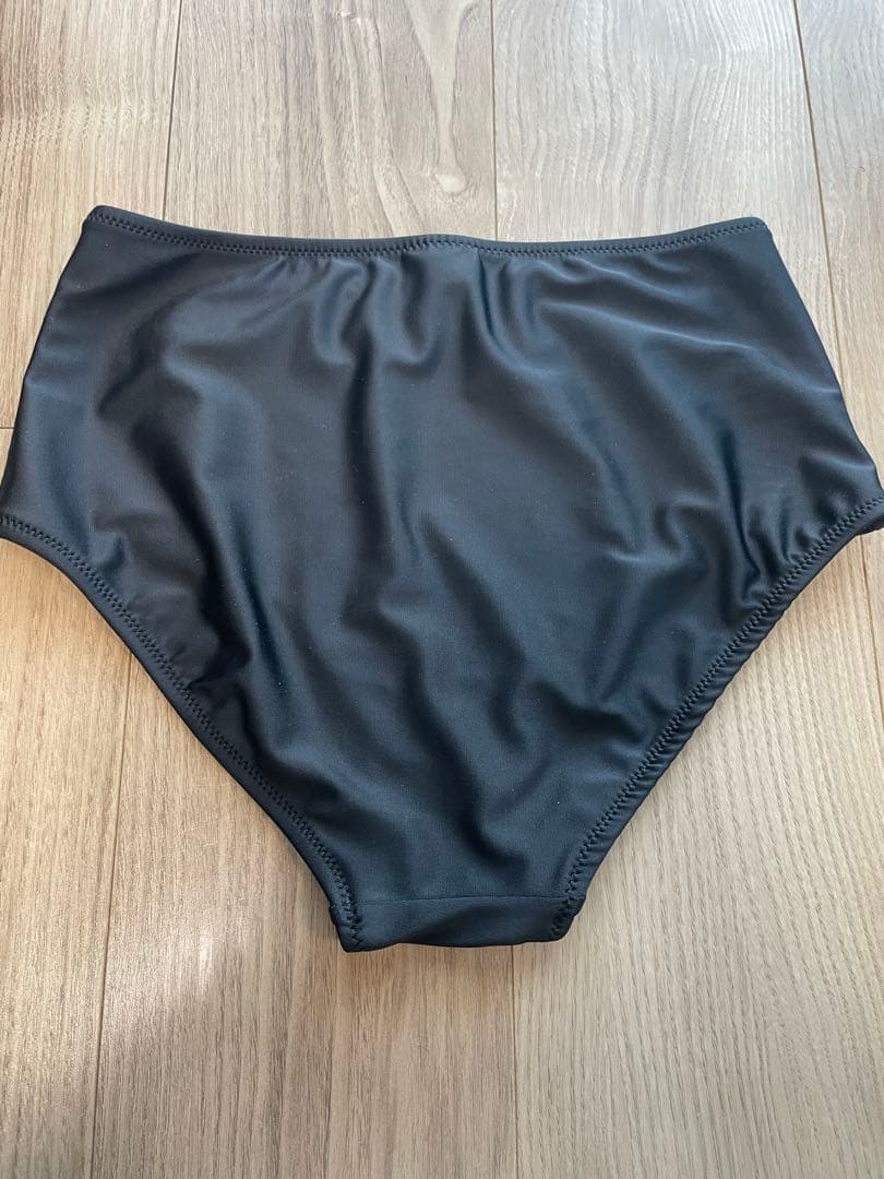 エニィシス　ティアード　水着　セットアップ