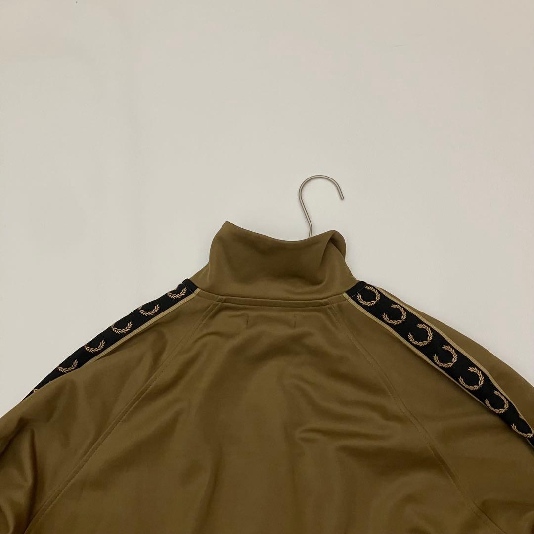 ✨洗える✨FREDPERRY トラックジャケット　月桂樹　ポルトガル製　ブラウン