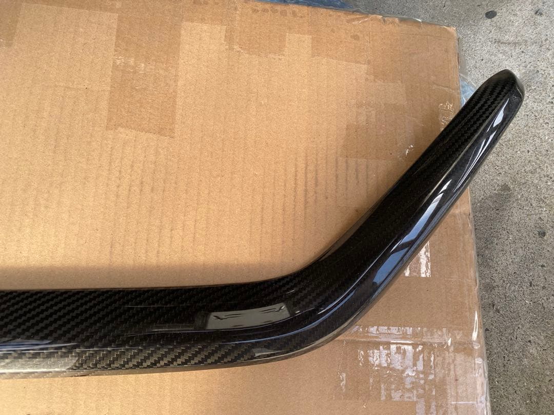 v37スカイライン 400R など後期用　新品未使用カーボンフロントグリルカバー