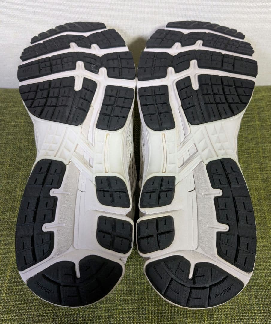 靴 ASICS x Vivienne Westwood GEL-KAYANO 26