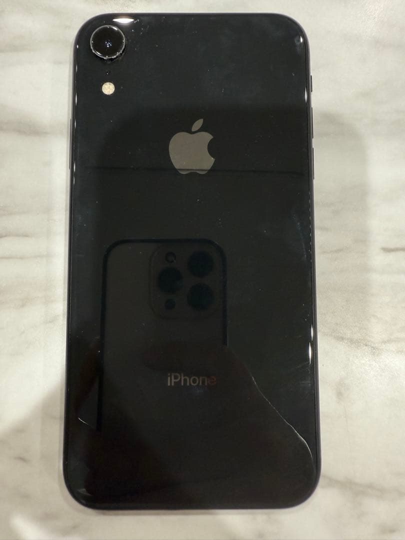 iPhone XR 64GB 中古　緑色のケース付