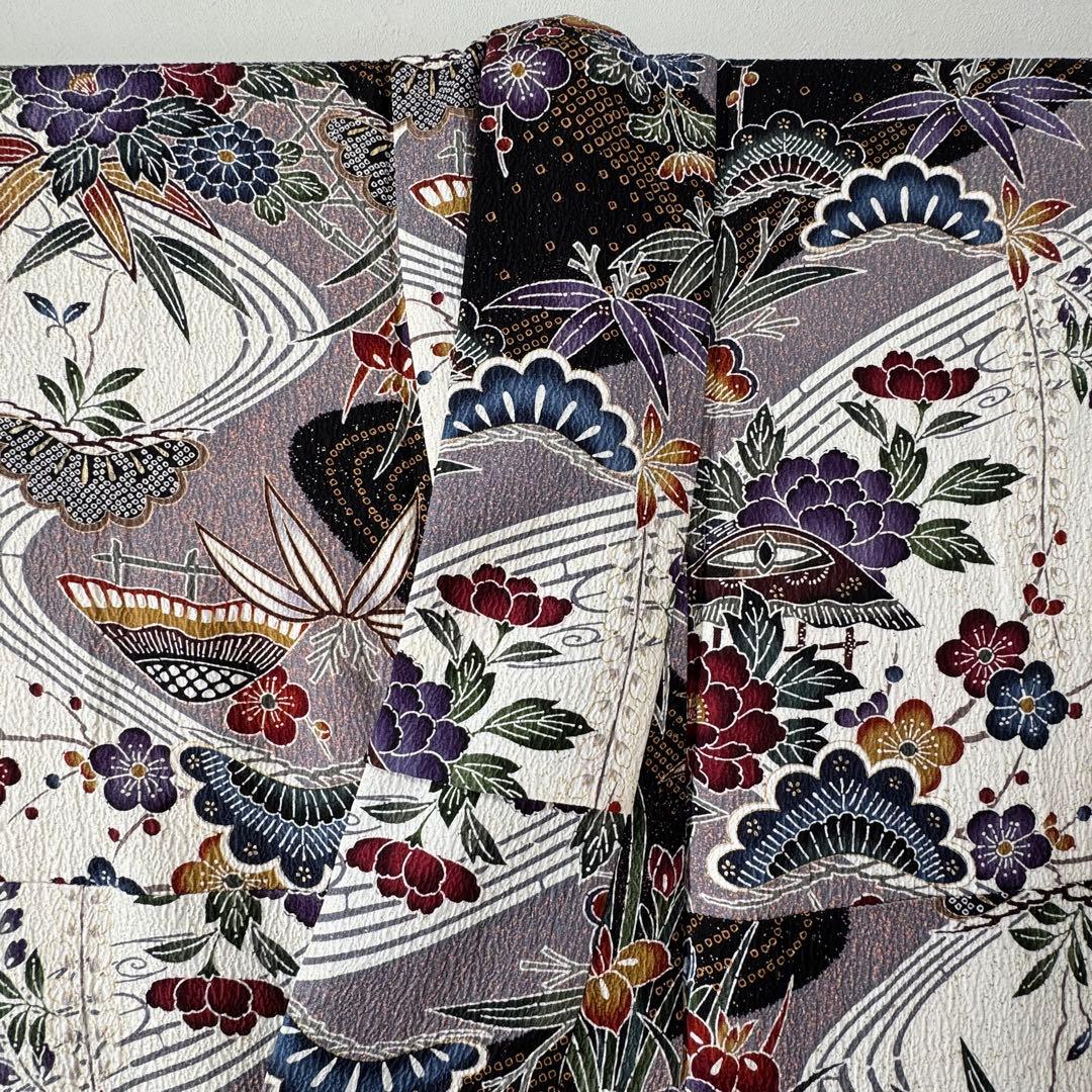 超美品　袷　広襟　振袖　現代　振袖　成人式　着物　166　現代　ふくれ織　黒　白